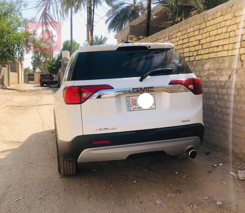 جی ئێم سی ئەکادیا